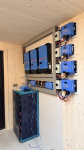 Loxone en Victron DESS in een passief huis