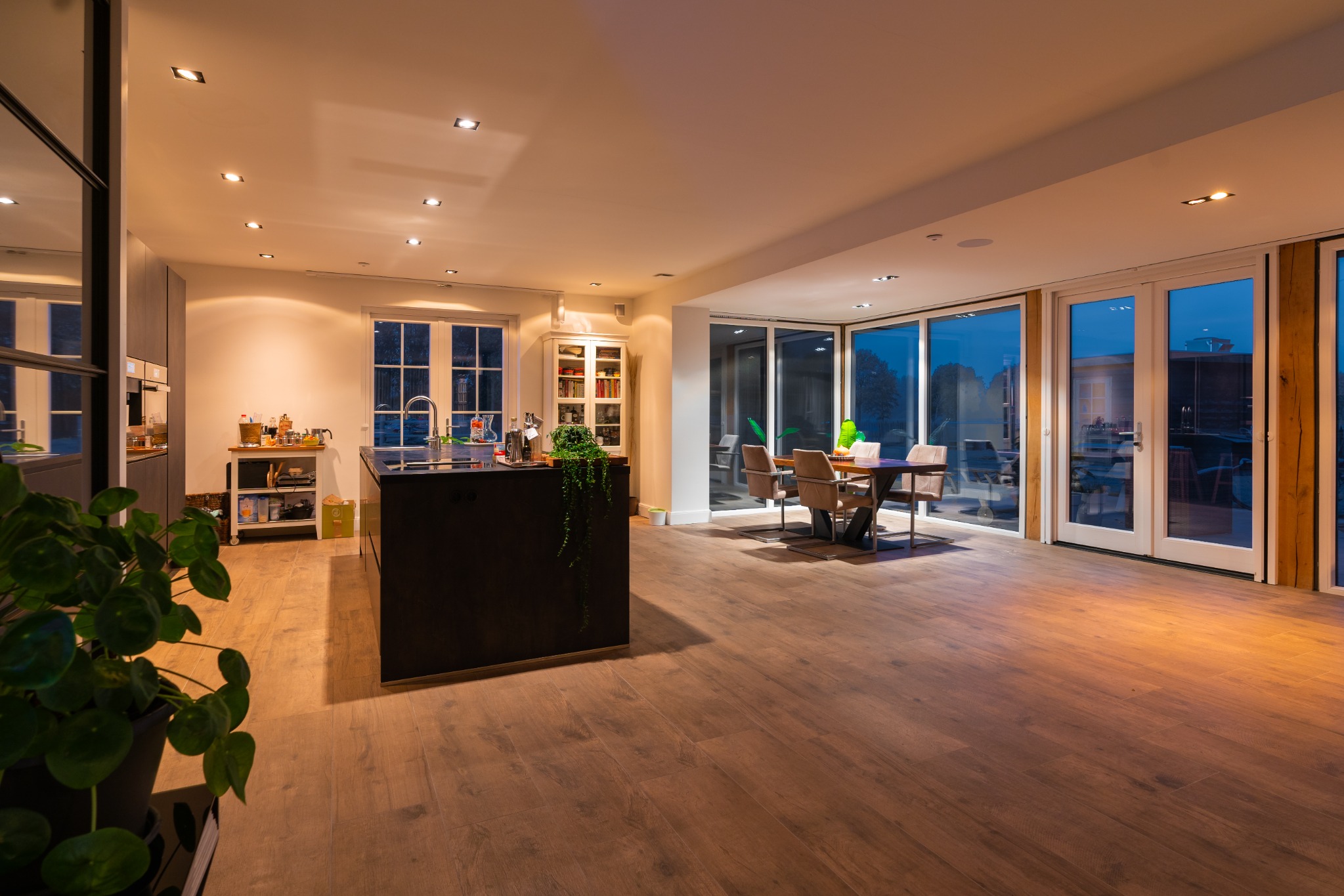 Keuken en eethoek in onze bewoonde Sonand-demowoning in Zwolle